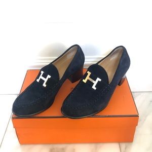 Hermès silver buckel female lower heel shoes sz 36